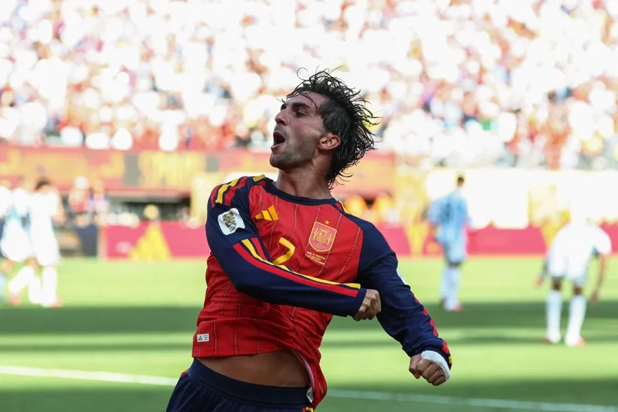 Spain win second World Cup title beating Argentina 1-0