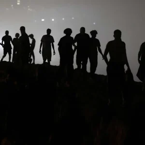 Spanish police move Ceuta migrants off beaches