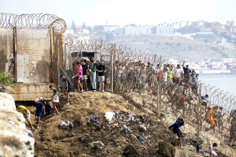Spain allocates €25 million more to Ceuta for unaccompanied migrant minors