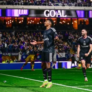 Belgian Pro League: Tawfik Bentayeb hospitalized after head knock in Anderlecht’s 3-0 win