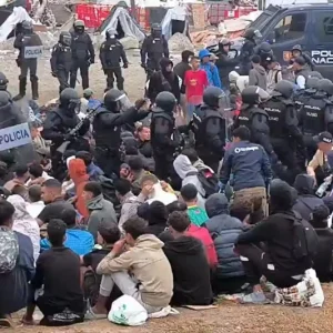 Migrants evicted from Ceuta neighborhood, some opt to return to Morocco