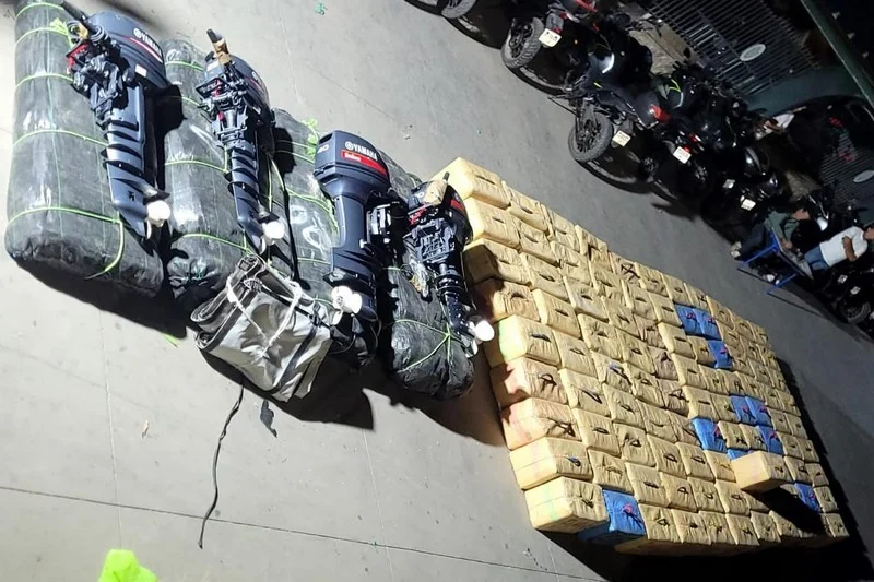 Police find 4.1 tonnes of hashish and smuggling boats at farm near Fez