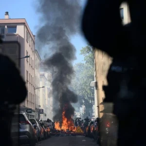 More than 250,000 protesters at school marches across France